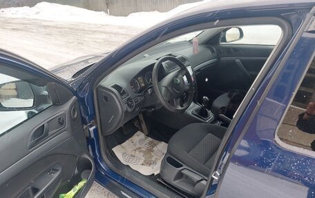 Skoda Octavia, 2011 год, 750 000 рублей, 9 фотография