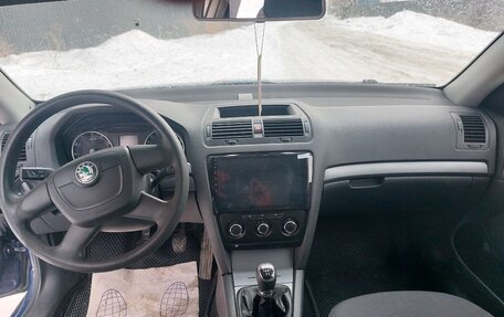 Skoda Octavia, 2011 год, 750 000 рублей, 18 фотография