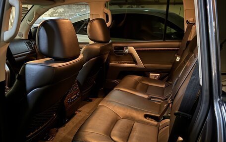 Toyota Land Cruiser 200, 2015 год, 4 800 000 рублей, 6 фотография