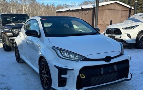 Toyota Yaris, 2021 год, 3 400 000 рублей, 6 фотография