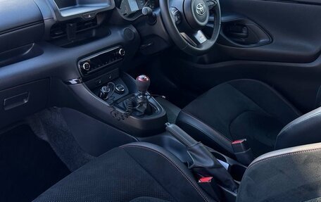 Toyota Yaris, 2021 год, 3 400 000 рублей, 12 фотография