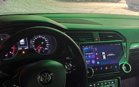 Volkswagen Tiguan II, 2017 год, 1 630 000 рублей, 4 фотография