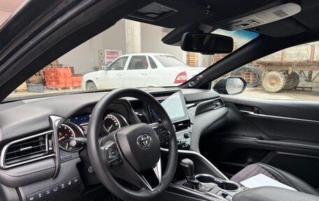 Toyota Camry, 2021 год, 3 300 000 рублей, 7 фотография