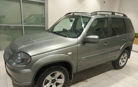 Chevrolet Niva I рестайлинг, 2019 год, 830 000 рублей, 5 фотография