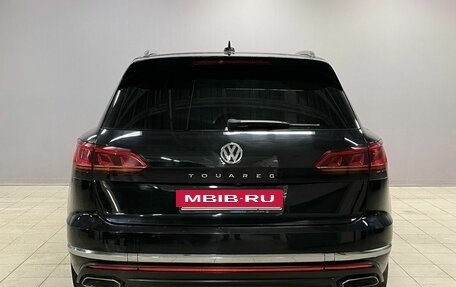 Volkswagen Touareg III, 2019 год, 4 190 000 рублей, 6 фотография