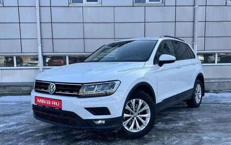 Volkswagen Tiguan II, 2020 год, 2 850 000 рублей, 1 фотография