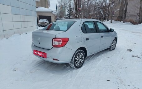 Renault Logan II, 2017 год, 790 000 рублей, 5 фотография