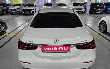 Mercedes-Benz E-Класс, 2022 год, 7 440 000 рублей, 8 фотография