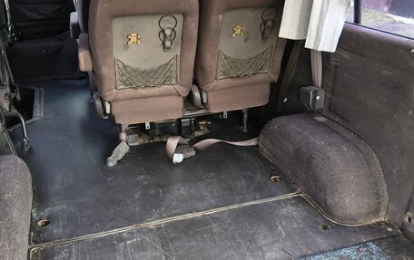 Toyota HiAce H100, 2002 год, 1 170 000 рублей, 13 фотография