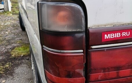 Toyota HiAce H100, 2002 год, 1 170 000 рублей, 5 фотография