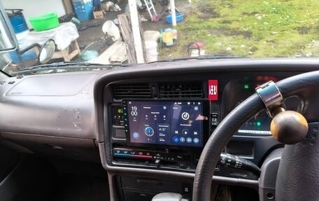 Toyota HiAce H100, 2002 год, 1 170 000 рублей, 15 фотография