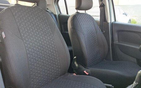 Renault Logan II, 2014 год, 635 000 рублей, 13 фотография