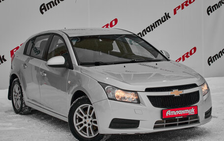 Chevrolet Cruze II, 2012 год, 700 000 рублей, 3 фотография