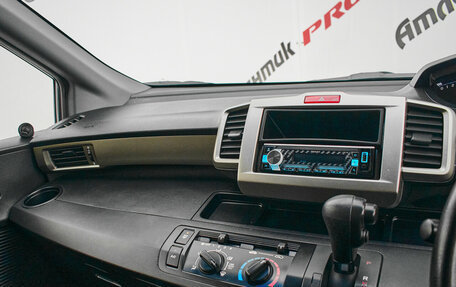 Honda Freed I, 2012 год, 1 175 000 рублей, 13 фотография