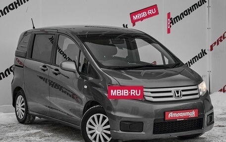 Honda Freed I, 2012 год, 1 175 000 рублей, 3 фотография