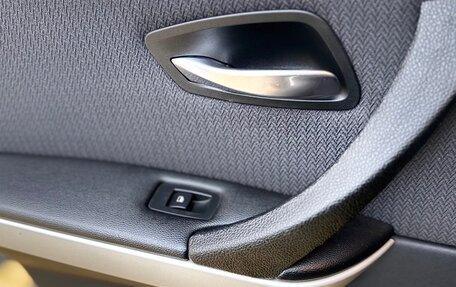 BMW 3 серия, 2010 год, 1 200 000 рублей, 13 фотография