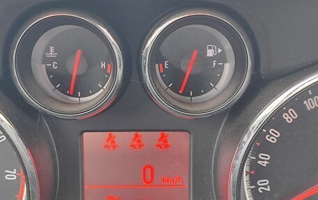 Opel Mokka I, 2012 год, 900 000 рублей, 2 фотография