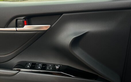 Toyota Camry, 2019 год, 3 700 000 рублей, 18 фотография