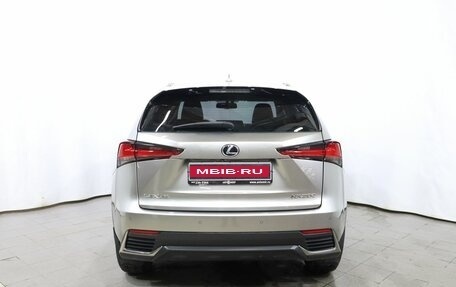 Lexus NX I, 2018 год, 2 990 000 рублей, 5 фотография