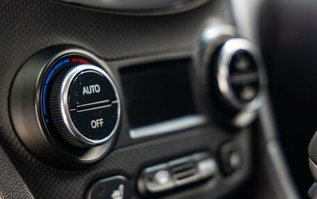 Hyundai Solaris II рестайлинг, 2015 год, 978 000 рублей, 35 фотография