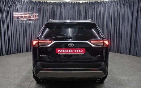 Toyota RAV4, 2020 год, 3 298 000 рублей, 6 фотография