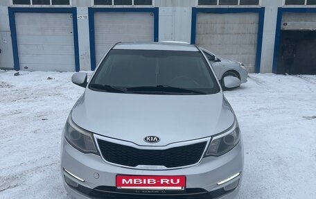 KIA Rio III рестайлинг, 2015 год, 820 000 рублей, 2 фотография