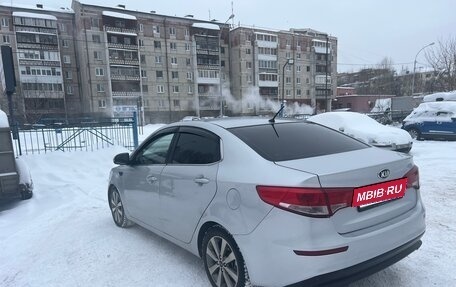 KIA Rio III рестайлинг, 2015 год, 820 000 рублей, 4 фотография
