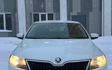 Skoda Rapid I, 2018 год, 1 100 000 рублей, 4 фотография