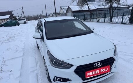 Hyundai Solaris II рестайлинг, 2017 год, 1 280 000 рублей, 1 фотография