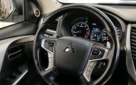 Mitsubishi Pajero Sport III рестайлинг, 2016 год, 2 729 000 рублей, 12 фотография