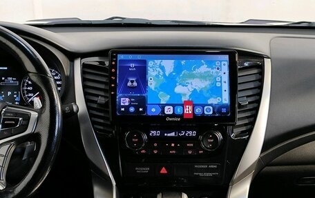 Mitsubishi Pajero Sport III рестайлинг, 2016 год, 2 729 000 рублей, 9 фотография