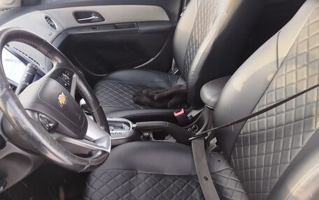 Chevrolet Cruze II, 2012 год, 590 000 рублей, 7 фотография