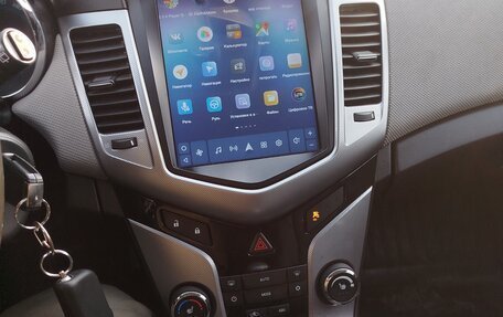 Chevrolet Cruze II, 2012 год, 590 000 рублей, 9 фотография