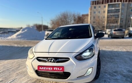 Hyundai Solaris II рестайлинг, 2011 год, 7 фотография