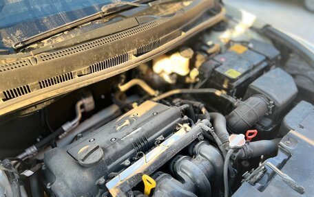 Hyundai Solaris II рестайлинг, 2011 год, 13 фотография