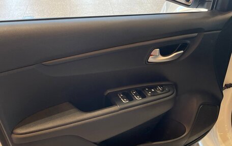 KIA Rio IV, 2019 год, 1 550 000 рублей, 15 фотография