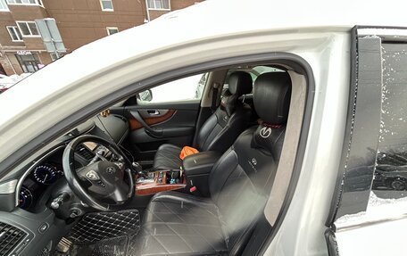 Infiniti QX70, 2013 год, 1 670 000 рублей, 7 фотография