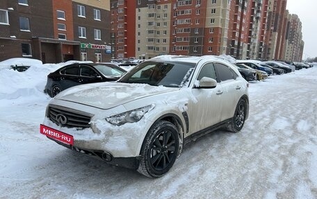 Infiniti QX70, 2013 год, 1 670 000 рублей, 16 фотография
