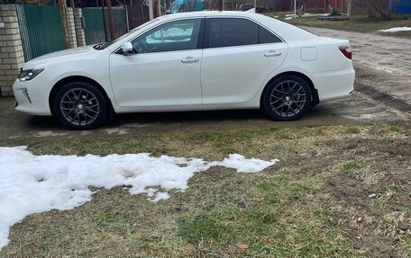 Toyota Camry, 2017 год, 2 500 000 рублей, 3 фотография