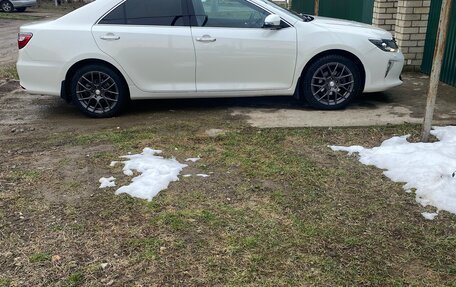 Toyota Camry, 2017 год, 2 500 000 рублей, 2 фотография