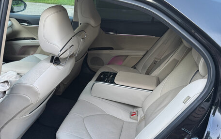 Toyota Camry, 2021 год, 4 100 000 рублей, 5 фотография