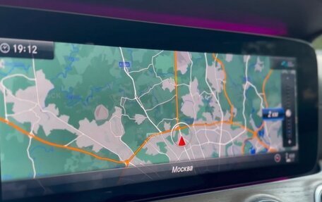 Mercedes-Benz E-Класс, 2019 год, 5 000 000 рублей, 7 фотография