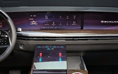 Cadillac Escalade V, 2025 год, 20 030 000 рублей, 14 фотография