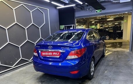 Hyundai Solaris II рестайлинг, 2012 год, 870 000 рублей, 3 фотография