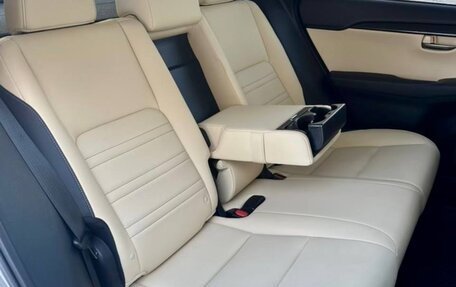 Lexus NX I, 2021 год, 3 350 000 рублей, 14 фотография