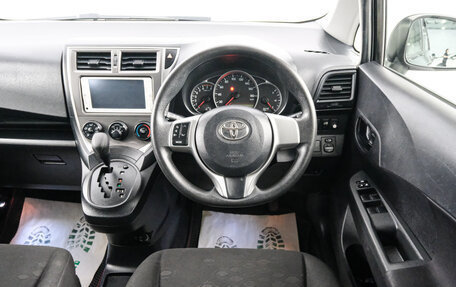 Toyota Ractis II, 2012 год, 969 000 рублей, 15 фотография