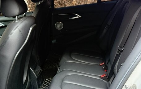 BMW 1 серия, 2022 год, 1 300 000 рублей, 11 фотография