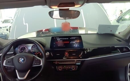 BMW 1 серия, 2022 год, 1 300 000 рублей, 8 фотография