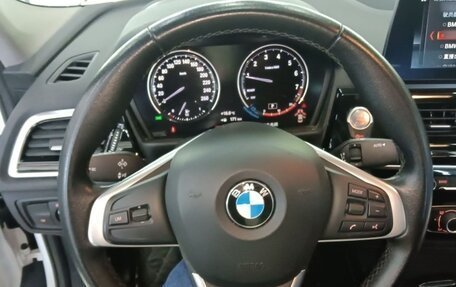 BMW 1 серия, 2022 год, 1 300 000 рублей, 9 фотография