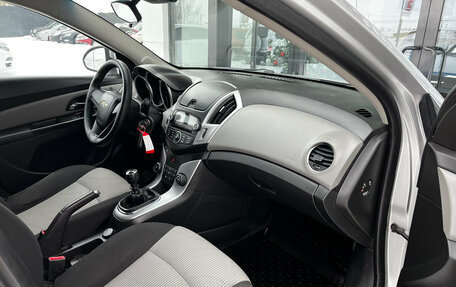 Chevrolet Cruze II, 2013 год, 670 000 рублей, 10 фотография